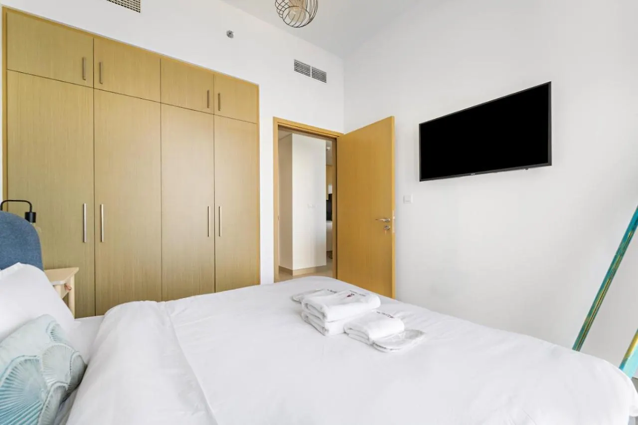 Apartment Emaar 5242 - Seabreeze Serenity - Stunning Seaview Retreat By Zed Living Dubai