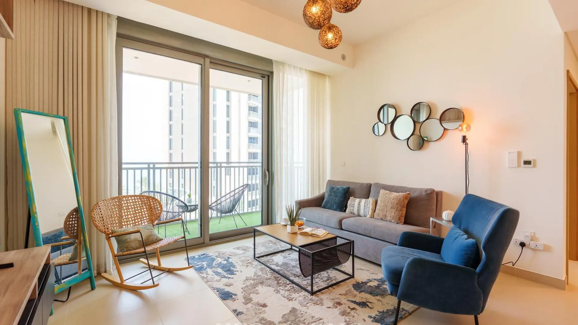 Emaar 5242 - Seabreeze Serenity - Stunning Seaview Retreat By Zed Living Dubai