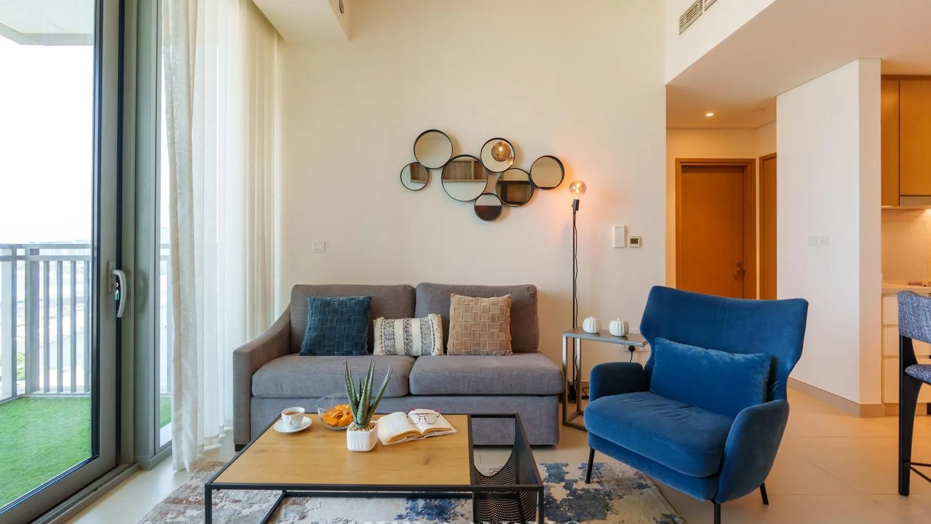 Apartment Emaar 5242 - Seabreeze Serenity - Stunning Seaview Retreat By Zed Living Dubai