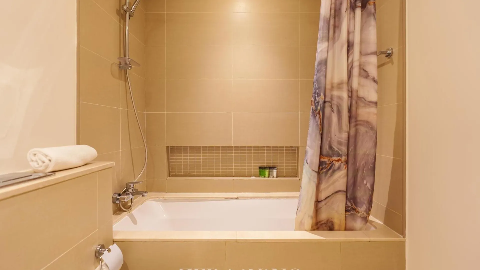 Emaar 5242 - Seabreeze Serenity - Stunning Seaview Retreat By Zed Living Dubai Apartment