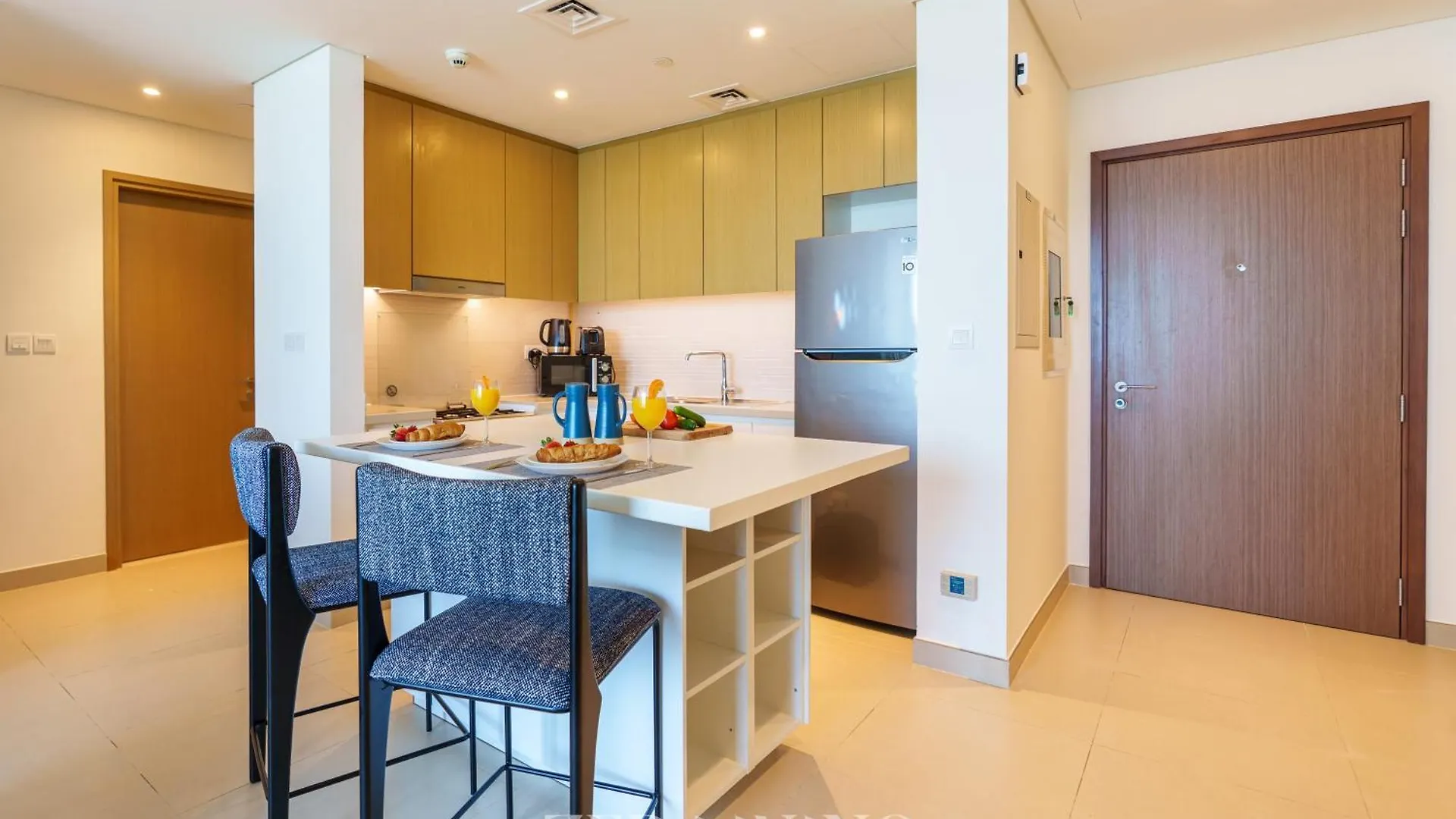 Emaar 5242 - Seabreeze Serenity - Stunning Seaview Retreat By Zed Living Dubai Apartment