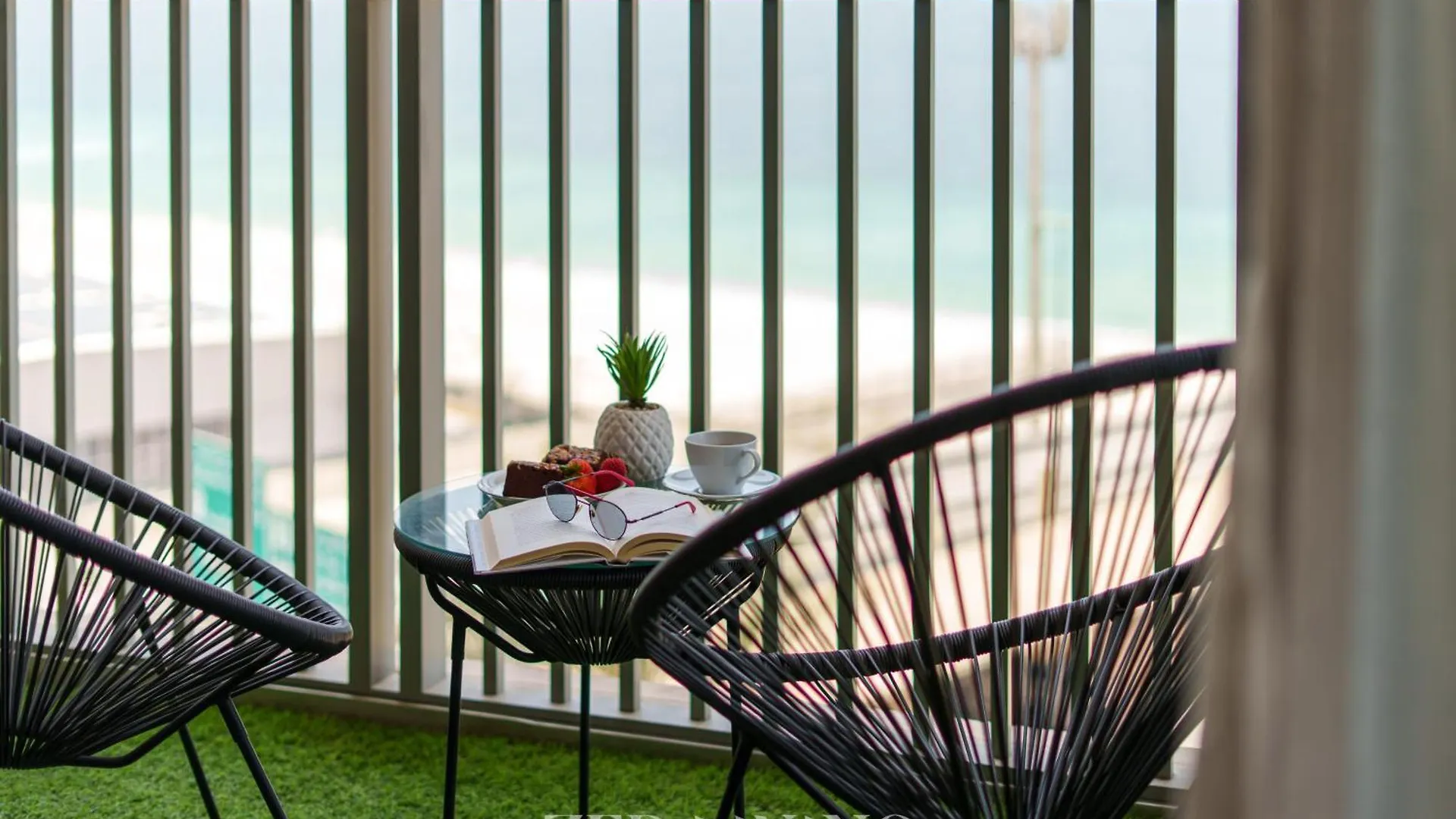 Emaar 5242 - Seabreeze Serenity - Stunning Seaview Retreat By Zed Living Dubai