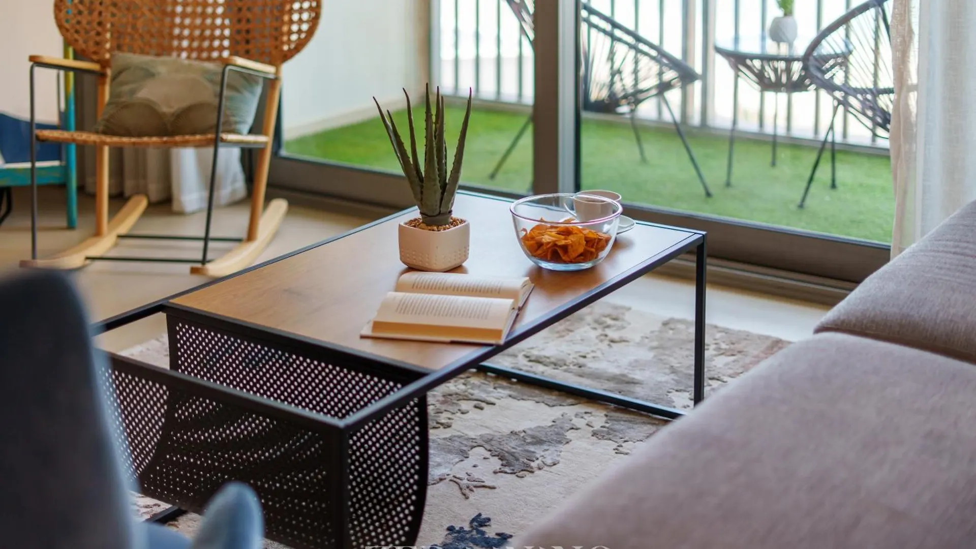 Apartment Emaar 5242 - Seabreeze Serenity - Stunning Seaview Retreat By Zed Living Dubai